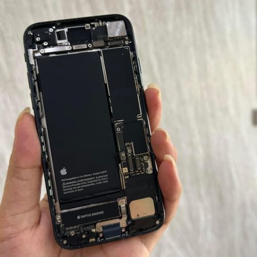 Sửa Main – ic Nguồn iPhone SE 2022